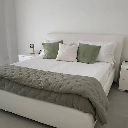 Ambra Del Simeto Moderno Vicino Il Teatro Greco Apartament Syrakuzy